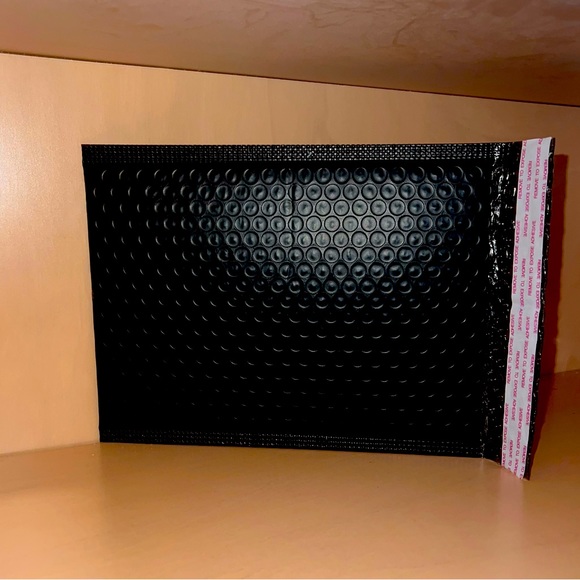 Black Bubble Mailer (12) 6x9 Padded Waterproof Envelope Shipping Office Supplies - Picture 3 of 7
